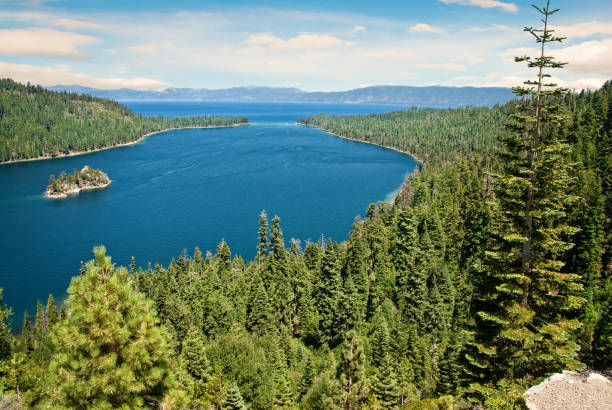 istock Fannette Island, Emerald Bay and Lake Tahoe 1002514420