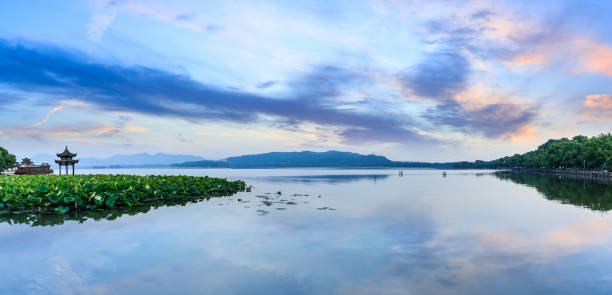 istock Hangzhou West Lake natural scenery at sunset 1002625942