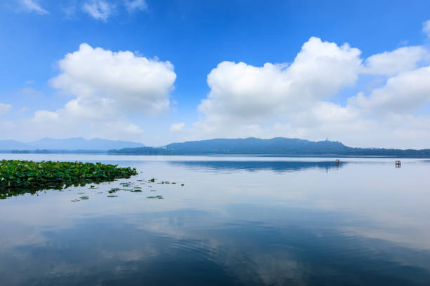 Hangzhou west lake natural scenery