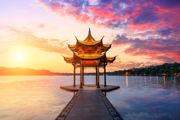 istock Hangzhou west lake jixian pavilion at sunset 1002633948