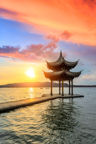 istock Hangzhou west lake jixian pavilion at sunset 1002634694