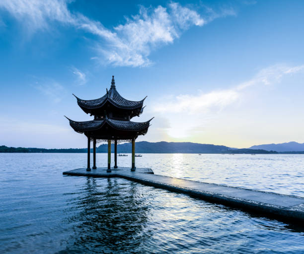 istock Hangzhou west lake jixian pavilion 1002650730