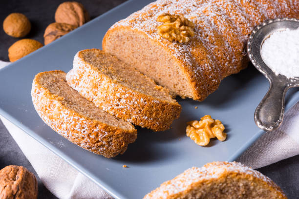 istock Amaranth cake gluten free 1002683730