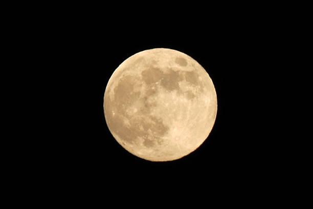 istock full moon in the sky close-up photos, 1002767998