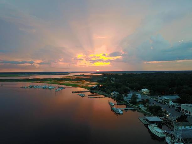 istock Sun setting over Historic Downtown St.Marys, Georgia 1003071352