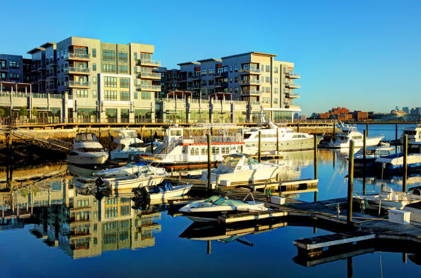 istock Marina Bay, Quincy Massachusetts 1003166088
