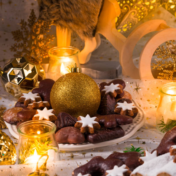 istock fresh and tasty Christmas gingerbread 1003309882