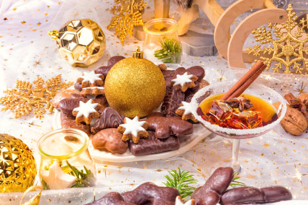 istock fresh and tasty Christmas gingerbread 1003310224