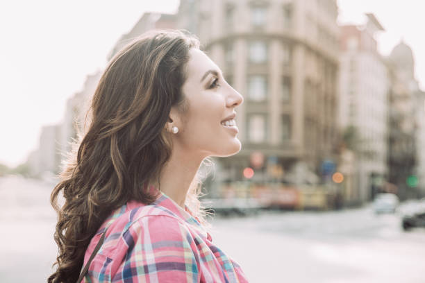 istock Smiling attractive girl looking around 1003395642