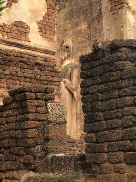 istock Ruins of ancient temples at Sukhothai Historical Park, Thailand 1003630146