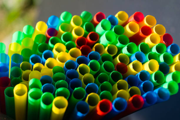 istock Srohhalme - Mikroplastik 1003648150