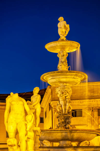 istock Fontana Pretoria at night. 1003658996