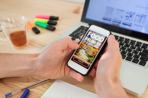 istock food delivery to home 1003843176