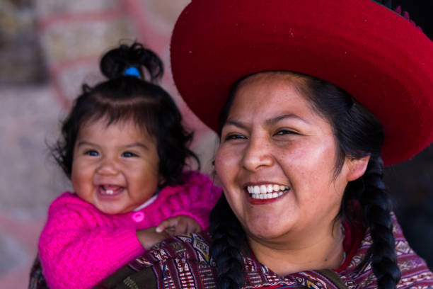 pessoas de peru - native american baby love mother - fotografias e filmes do acervo