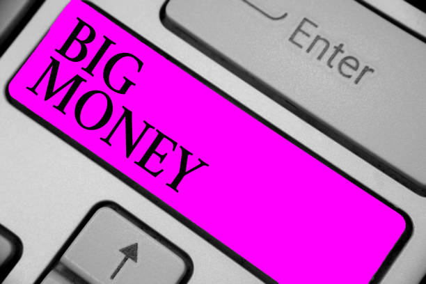 Handwriting text writing Big Money. Concept meaning Pertaining to a lot of ernings from a job,business,heirs,or wins Keyboard purple key Intention create computer computing reflection document texto de escritura escribir grandes cantidades de dinero. concepto de lo que significa pertenecer a un montón de ernings de un trabajo, negocio, herederos o gana púrpura teclado intención crear computadoras informática documento de reflexión.