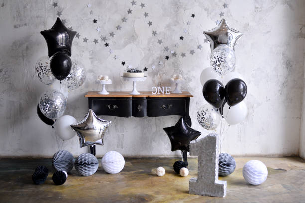 istock Birthday decorations. black balloons. 1004064866