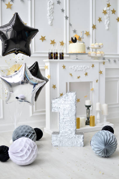 istock Birthday decorations. black balloons. 1004065900