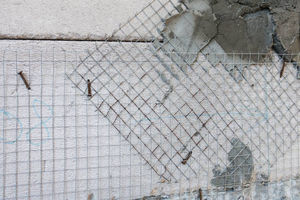 house wall construction protect with Welded wire mesh  at wall corner
