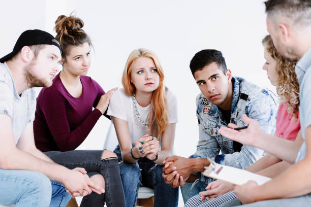 istock Problematic teenagers and guidance counselor 1004109188