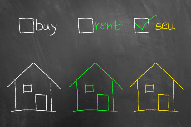 istock Buy rent sell checkbox house drawing on blackboard 1004183830