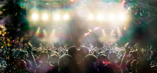 istock Filming concert on smart phone 1004222580