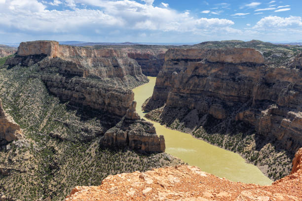 istock Devil's Canyon overlook at Bighorn Canyon National Recreation, Montana 1004241736