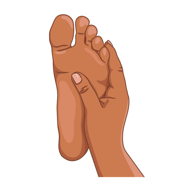 illustrations, cliparts, dessins animés et icônes de plante des pieds féminins ou masculins, pieds nus, vue de dessous. peau foncée d’américaine afro. concept de massage de pied. vector illustration, style cartoon dessiné isolé sur blanc à la main. - massaging human foot reflexology foot massage