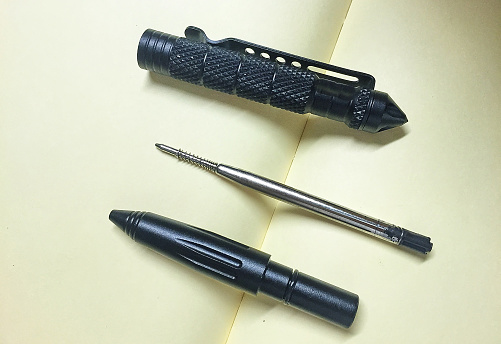 Articulatie Trappenhuis moord Tactical Pen Stock Photo - Download Image Now - Black Color, Business, Car - iStock Articulatie Trappenhuis moord Tactical Pen Stock Photo - Download Image Now - Black Color, Business, Car - iStock