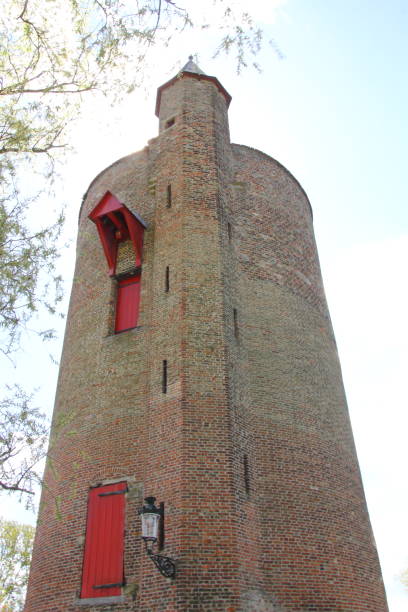 istock Powder Tower, Bruges, Belgium 1004485304