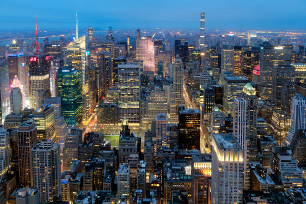 istock New York, Manhattan, Skyline at Dusk 1004540364