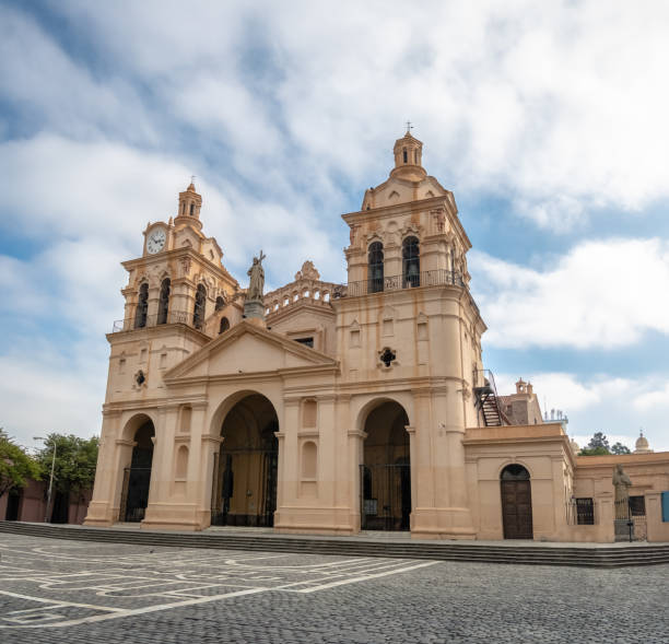 istock Cordoba Cathedral - Cordoba, Argentina 1004620228