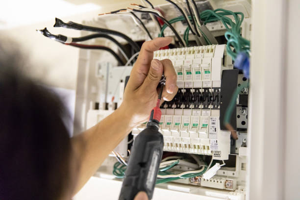 istock Installation of breaker 1004771980