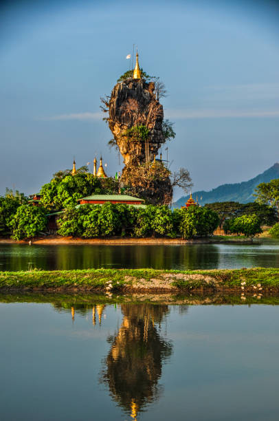 istock Kyauk Kalap pagoda at Hpa-An 1004824374
