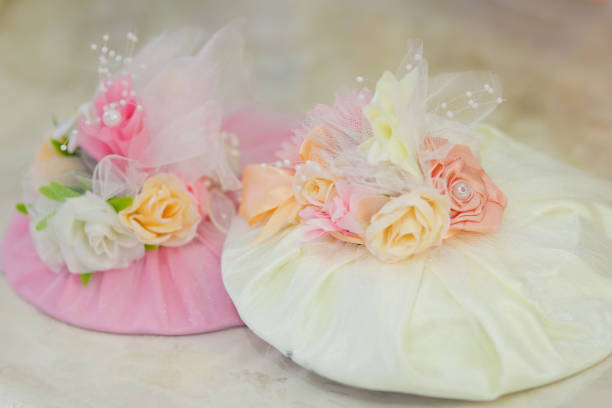 istock Decorated with flowers wedding plate. 1004827726