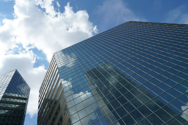 istock Corporate Buildings - City Scapes 1004981712