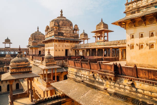 Orchha Fort Jahangir Mahal, ancient ruins in India