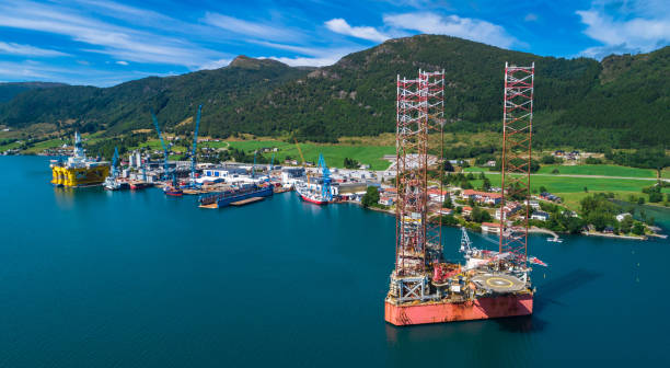 istock Oil rigs under maintenance near Olen, Norway. 1005068728