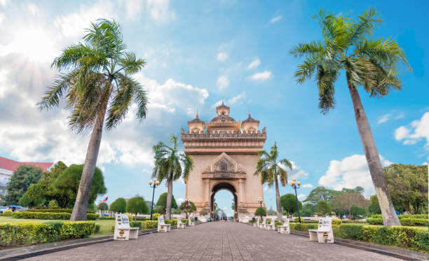 istock Beautiful architecture Patuxay(Victory Gate) in Vientiane, Laos 1005213822