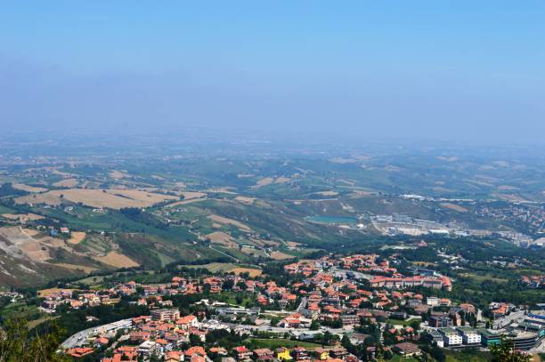 istock street in San Marino 1005294072
