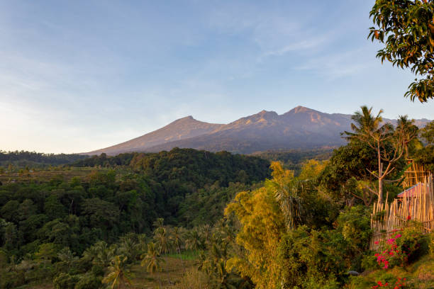 istock Mount Rinjani Lombok Indonesia 1005381118