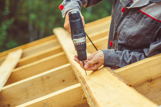 istock tightening the screws 1005384164