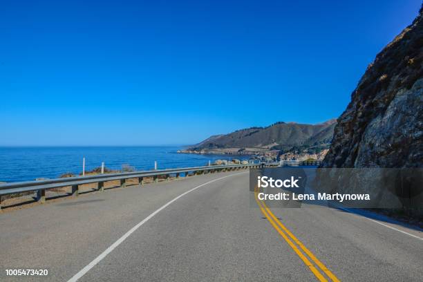 17 Mile Road Stock Photo - Download Image Now - Beach, Beauty, Blue