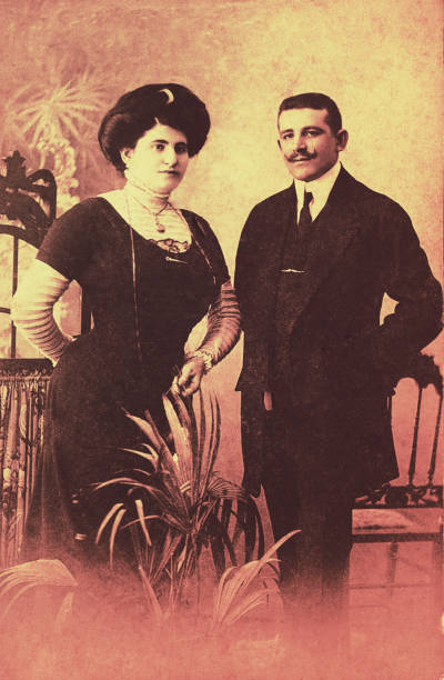 istock Vintage marriage couple 1005476964