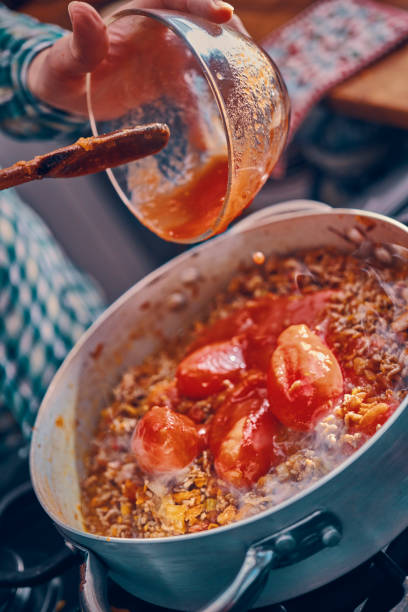 istock Preparing Homemade Spaghetti Bolognese 1005607498