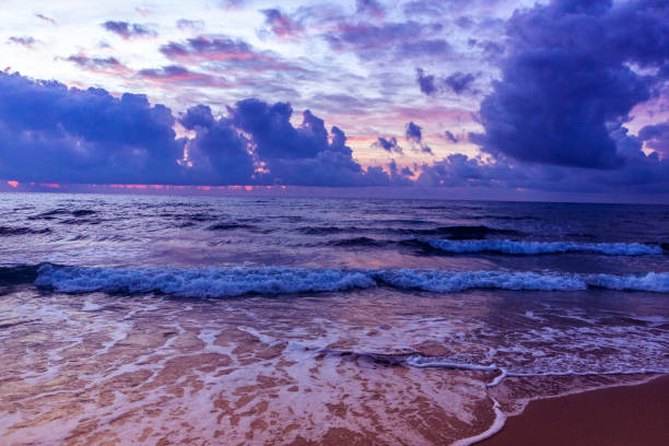 istock Sunrise and Sunset Beach Photos 1005689034