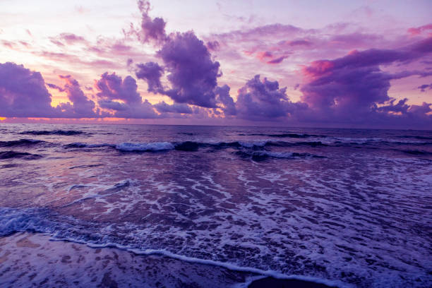 istock Sunrise and Sunset Beach Photos 1005689080