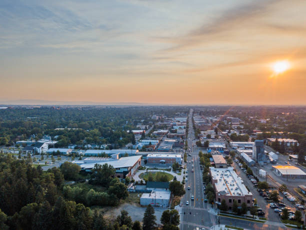 istock Sunset on Main Street Bozeman Montana 1005728812