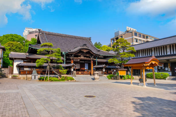 Sengakuji Temple the site of "47 Ronin" Graveyard in Tokyo, Japan TOKYO, JAPAN - APRIL 20 2018: Sengakuji Temple famous for its graveyard where the "47 Ronin" are buried. The story of the 47 loyal ronin remains one of the most popular historical stories in Japan harakiri photos stock pictures, royalty-free photos & images