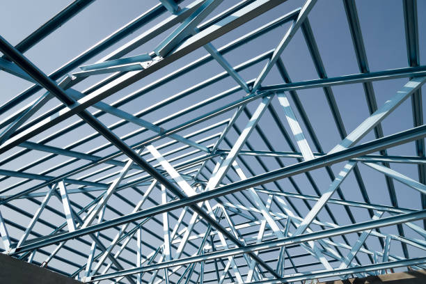 istock Structure of steel roof frame 1005766266