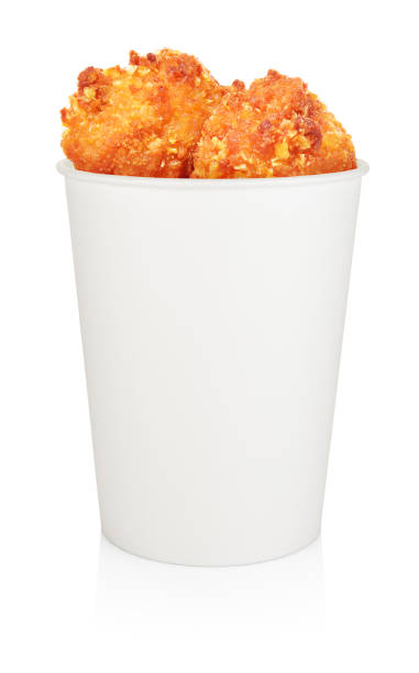 istock Chicken drumsticks bucket isolated 1005781512